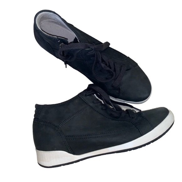 Dansko Shoes - DANSKO black onyx milled Nubuck suede ankle boots sneakers womens size 40 9.5 9